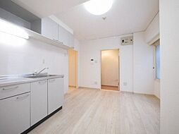 ティアラパレス北大前 1階1LDKのリビング/ダイニング