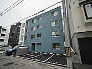 麻生駅より徒歩3分 3階 築4年の賃貸物件