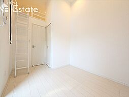 グラシア 105 1階1Kのリビング/ダイニング