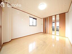 グランディールU 207 2階1Kのリビング/ダイニング