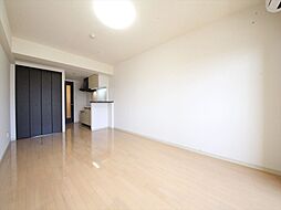 ラ・プリミエール 408 4階ワンルームのリビング/ダイニング