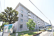江南駅よりバス11分 徒歩1分 2階 築57年の賃貸物件
