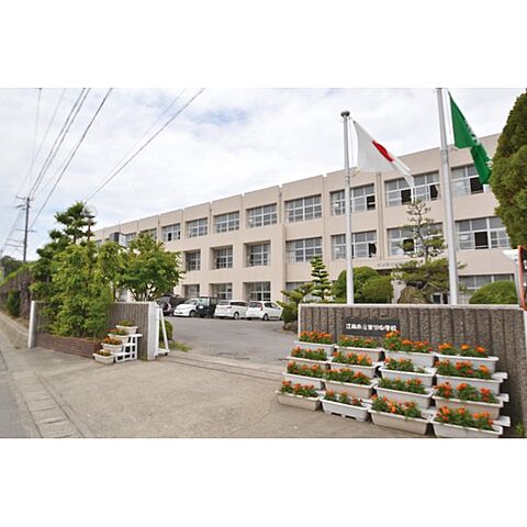 中学校「江南市立宮田中学校まで392ｍ」南西隣接