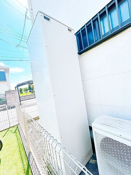 【期間限定8/30まで現況販売】エコキュートの住宅なので、オール電化住宅になっています。キッチンも電気なので、小さいお子さんがいるご家庭でも安心です。