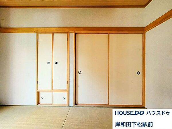 収納スペースも完備されている和室です♪