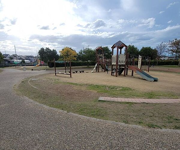 尾生久米田第3公園 800m