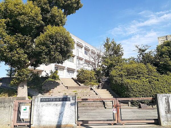 岸和田市立葛城中学校 1930m