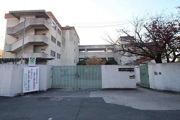 八尾市立龍華小学校◇徒歩13分