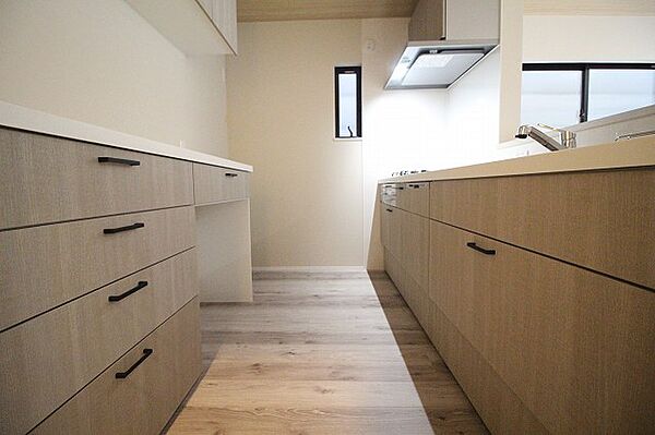 ■システムキッチン　■建物プラン例