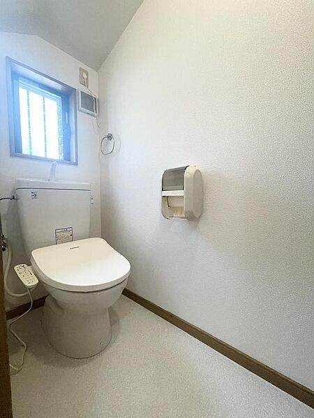 トイレを拡大表示