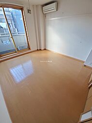 パレスティアラ 301 3階1Kのリビング/ダイニング