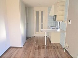 カリーナ南丹 3階ワンルームのリビング/ダイニング