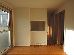 JR山陰本線 亀岡駅 徒歩10分の賃貸アパート 1階2LDKのリビング/ダイニング