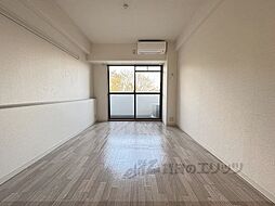 フローラ―ビュー赤マンマ 3階1Kのリビング/ダイニング