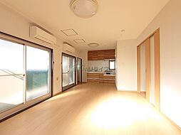 西武池袋線 中村橋駅 徒歩10分の賃貸マンション 4階2LDKのリビング/ダイニング