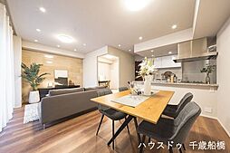 リビング/ダイニングの画像