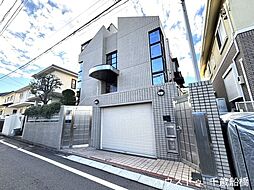 東京都世田谷区中町１丁目