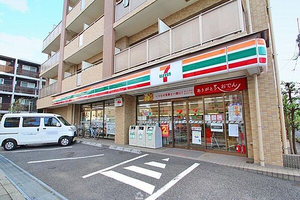 セブンイレブン世田谷代田1丁目店 890m