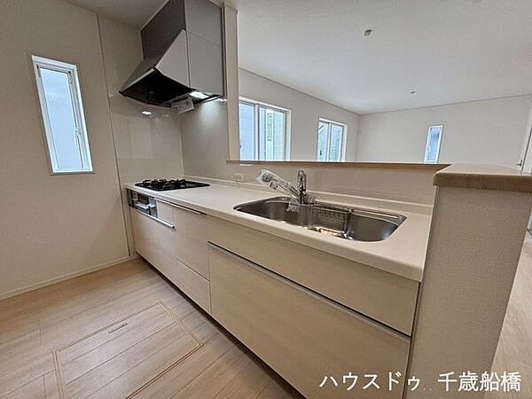 キッチンを拡大表示