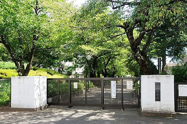 調布市立調布中学校 1980m