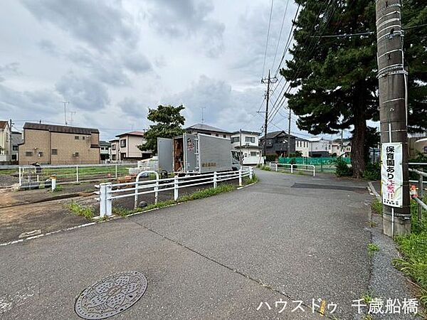 前面道路含む現地写真