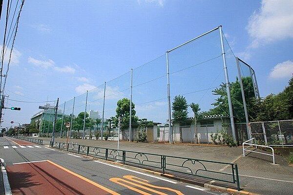 喜多見中学校 250m