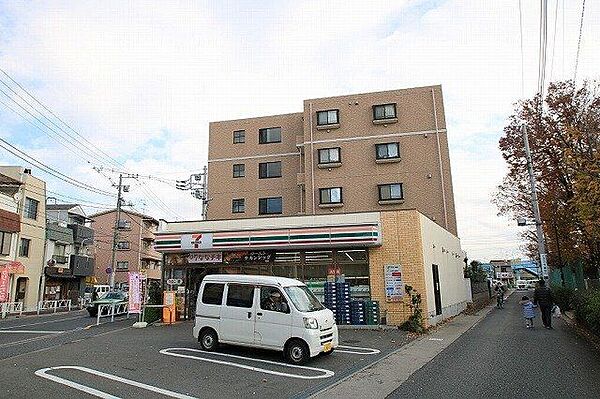 セブンイレブン世田谷桜丘5丁目店 110m
