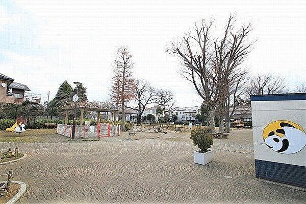 パンダ公園(上祖師谷) 930m