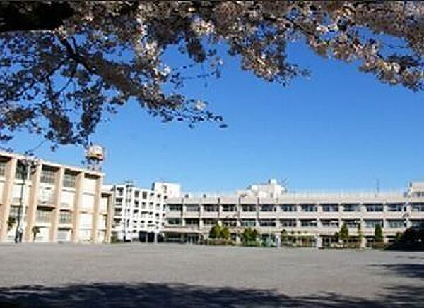 世田谷区立千歳中学校 1460m