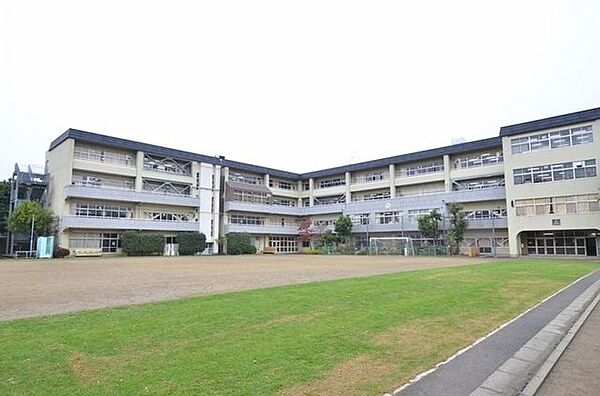 調布市立深大寺小学校 1110m