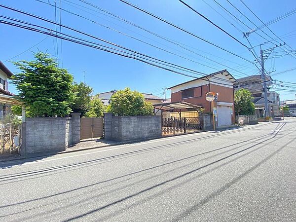 市営地下鉄七隈線 「次郎丸」駅まで徒歩約7分！バス停まで徒歩約4分など通勤通学に便利な立地です♪（※解体前の画像です）