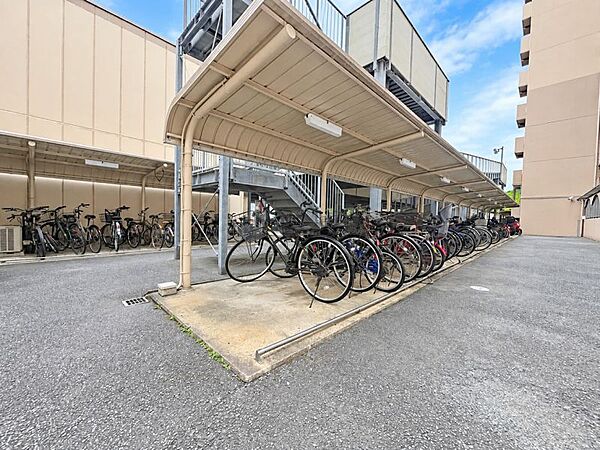 自転車・バイク置き場です！
