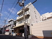 明石駅より徒歩15分 5階 築42年の賃貸物件