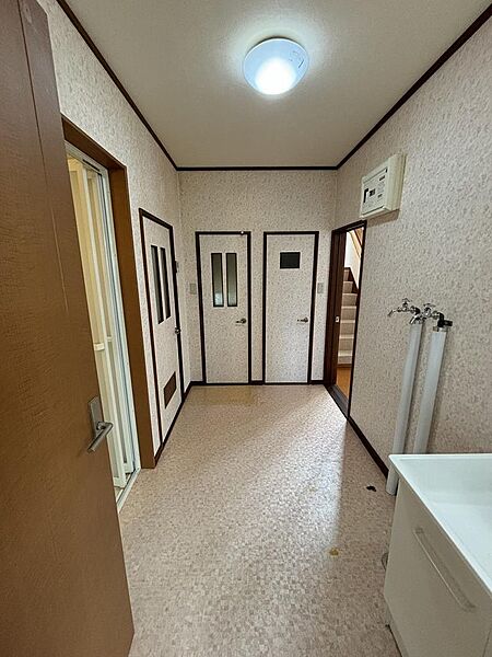 detached 北海道苫小牧市日吉町４丁目7-17
地図を見る