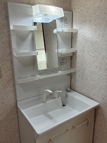 detached 北海道苫小牧市日吉町４丁目7-17
地図を見る