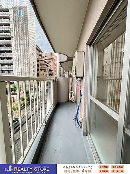 奥行きがあるので、たくさん干す事ができてお洗濯がはかどります♪