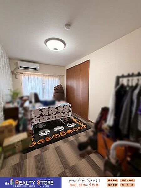 自然光が差し込む明るいお部屋♪