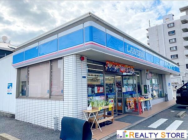 ローソン片縄2丁目店 徒歩2分。 160m