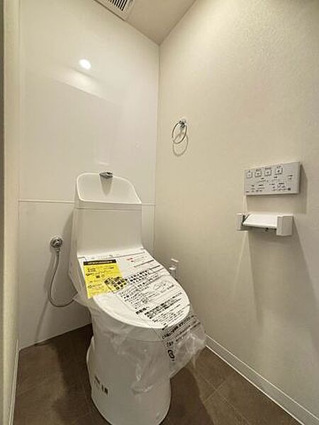 温水洗浄機付き便座♪