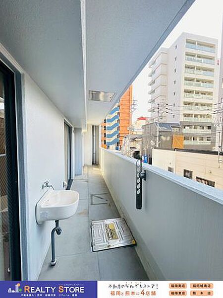 3部屋にまたがるワイドサイズでお洗濯物も一気に干せます♪