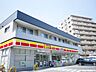周辺：デイリーヤマザキ香椎2丁目店 徒歩9分。 670m