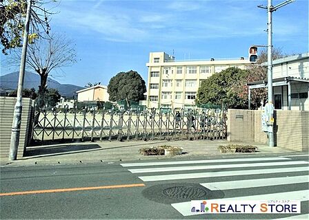 熊本市立白坪小学校 徒歩4分。 260m