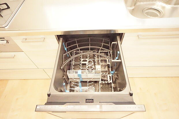 ※弊社施工事例（食洗器）システムキッチンに後付けで食洗器を取り付けることも可能です♪家事の時間も短縮できて嬉しい設備の一つです！
