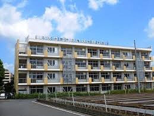 ふじみ野市立亀久保小学校(2080m)