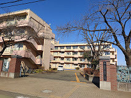 ふじみ野市立西原小学校(800m)