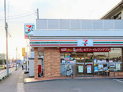 セブンイレブン柏青葉台1丁目店（880m）