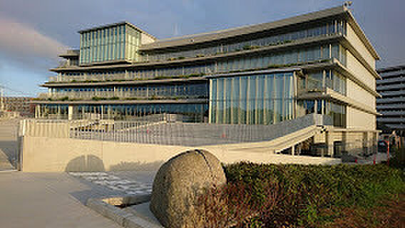 志木市役所（530m）