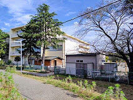 志木市立宗岡第四小学校(840m)