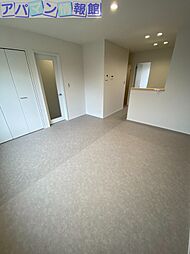 Maison de Rich Annex 2階1LDKのリビング/ダイニング