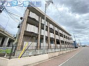 リヴェール山田 3階 築19年8ヶ月の賃貸物件